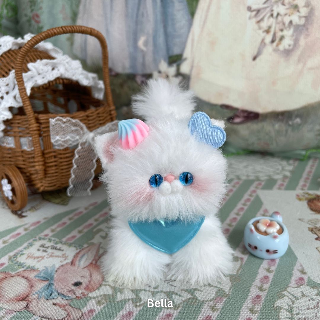 White Kitten Collection