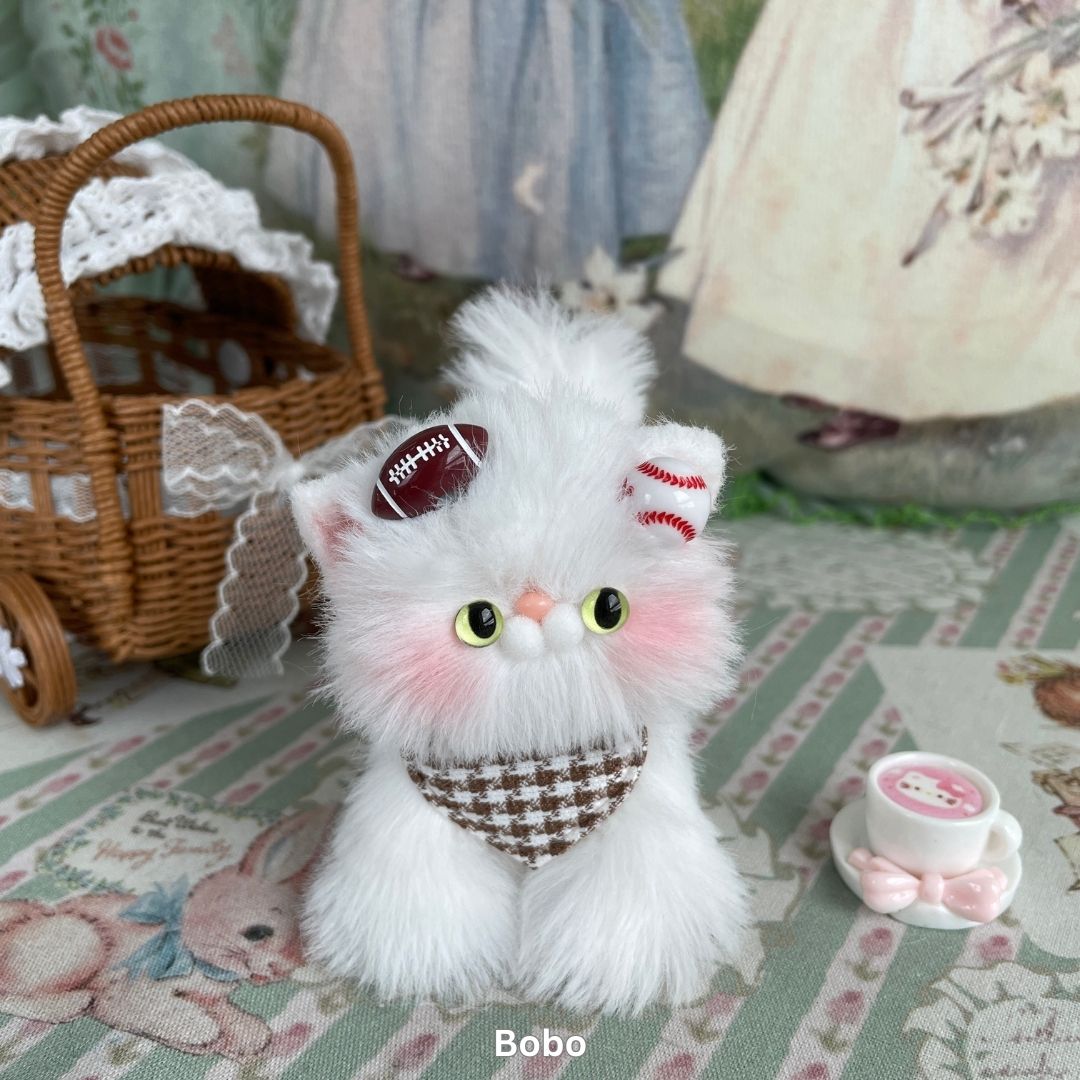White Kitten Collection