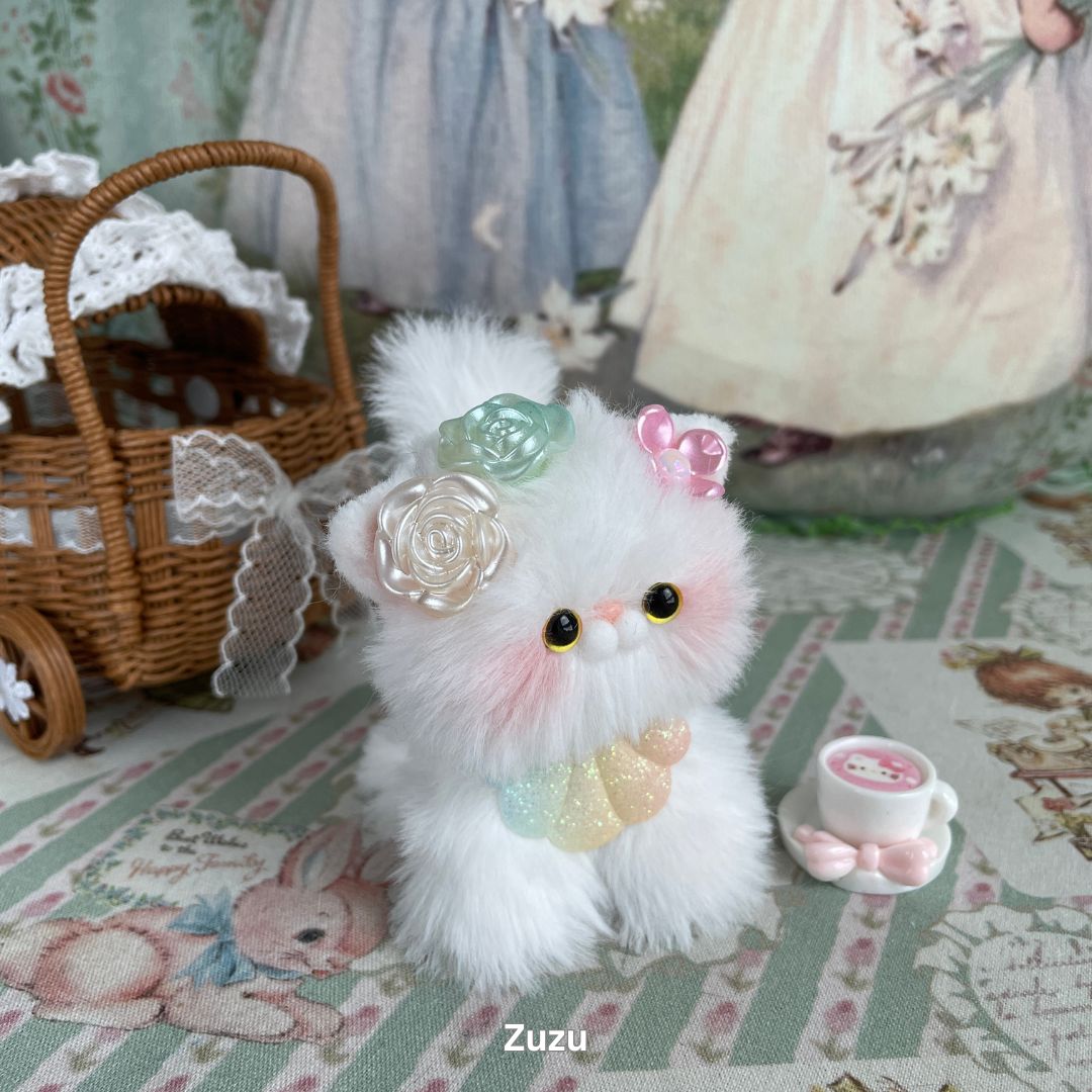 White Kitten Collection