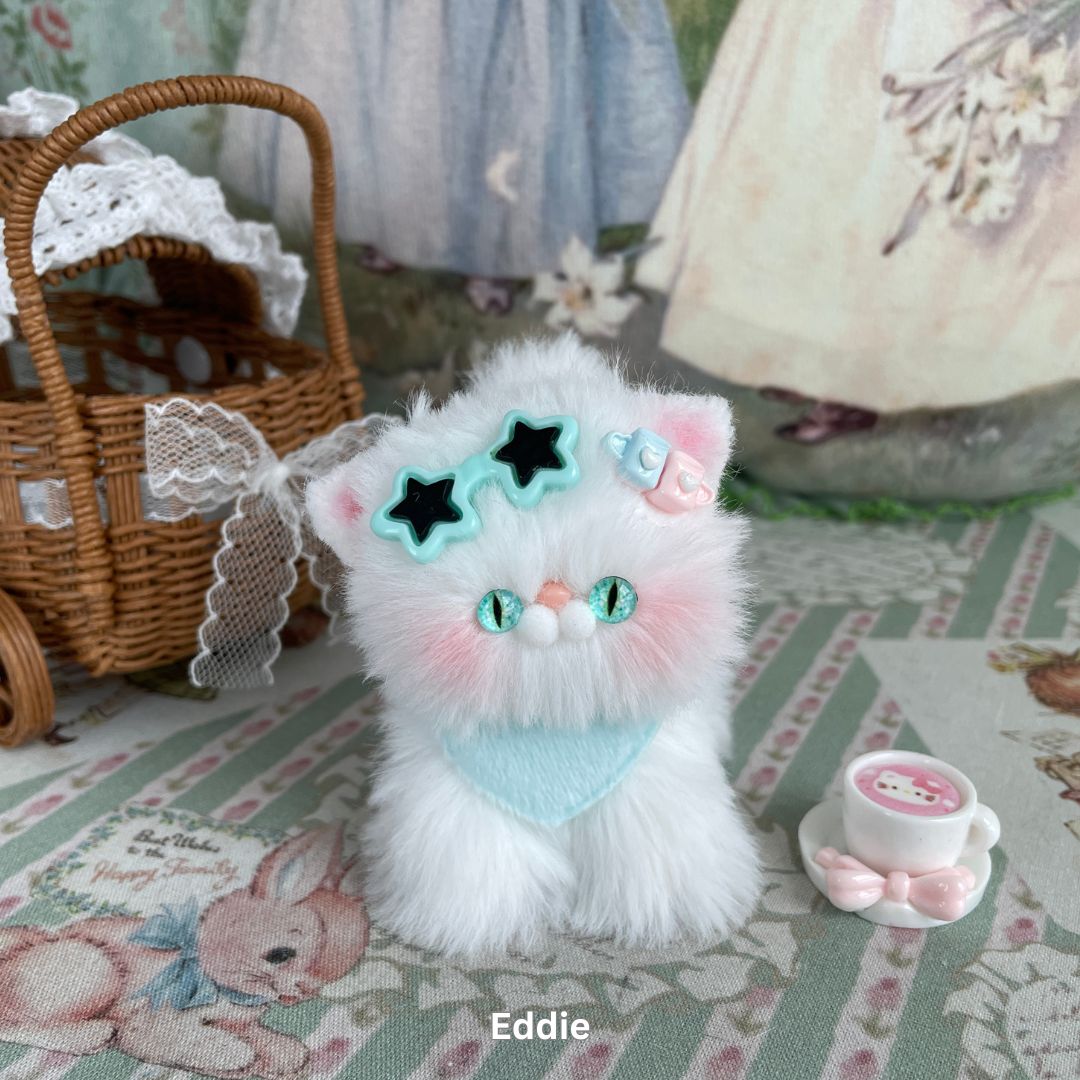 White Kitten Collection