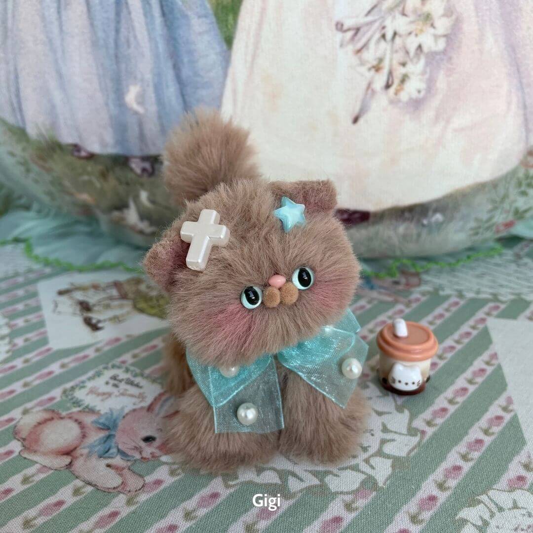 Brown Kitten Collection