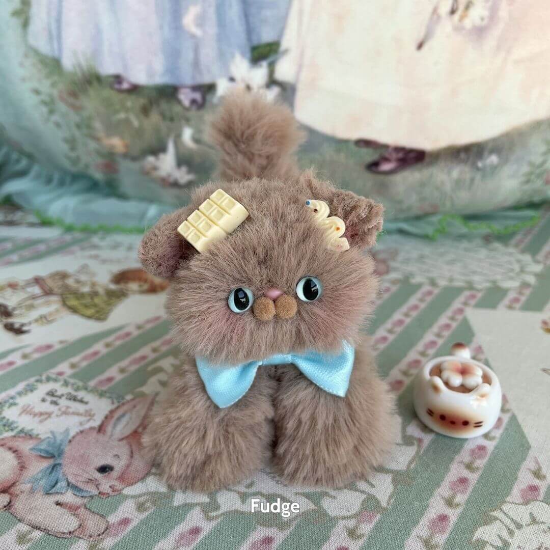 Brown Kitten Collection