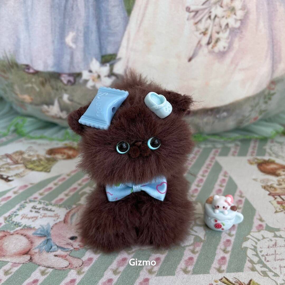 Brown Kitten Collection