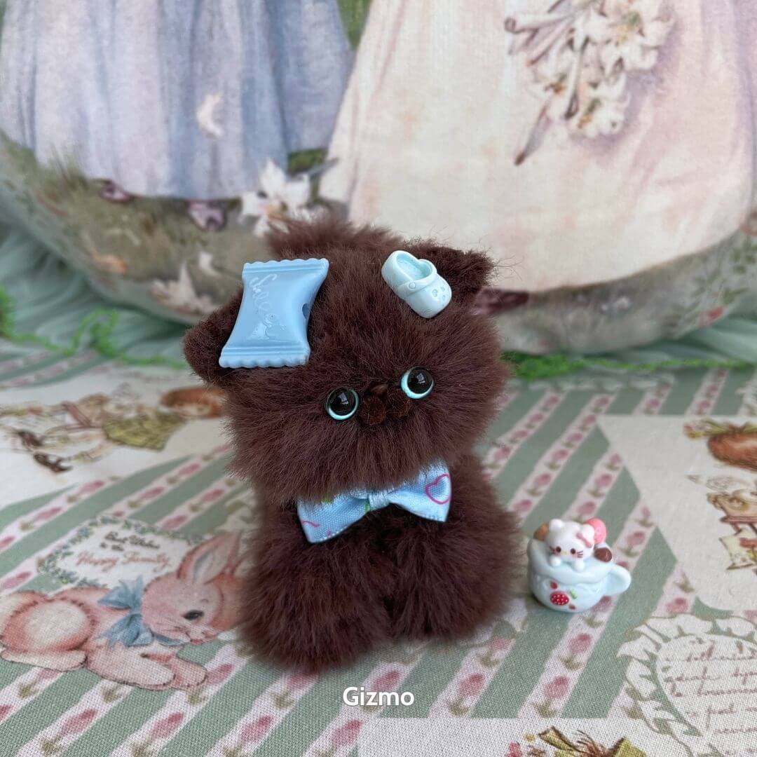 Brown Kitten Collection
