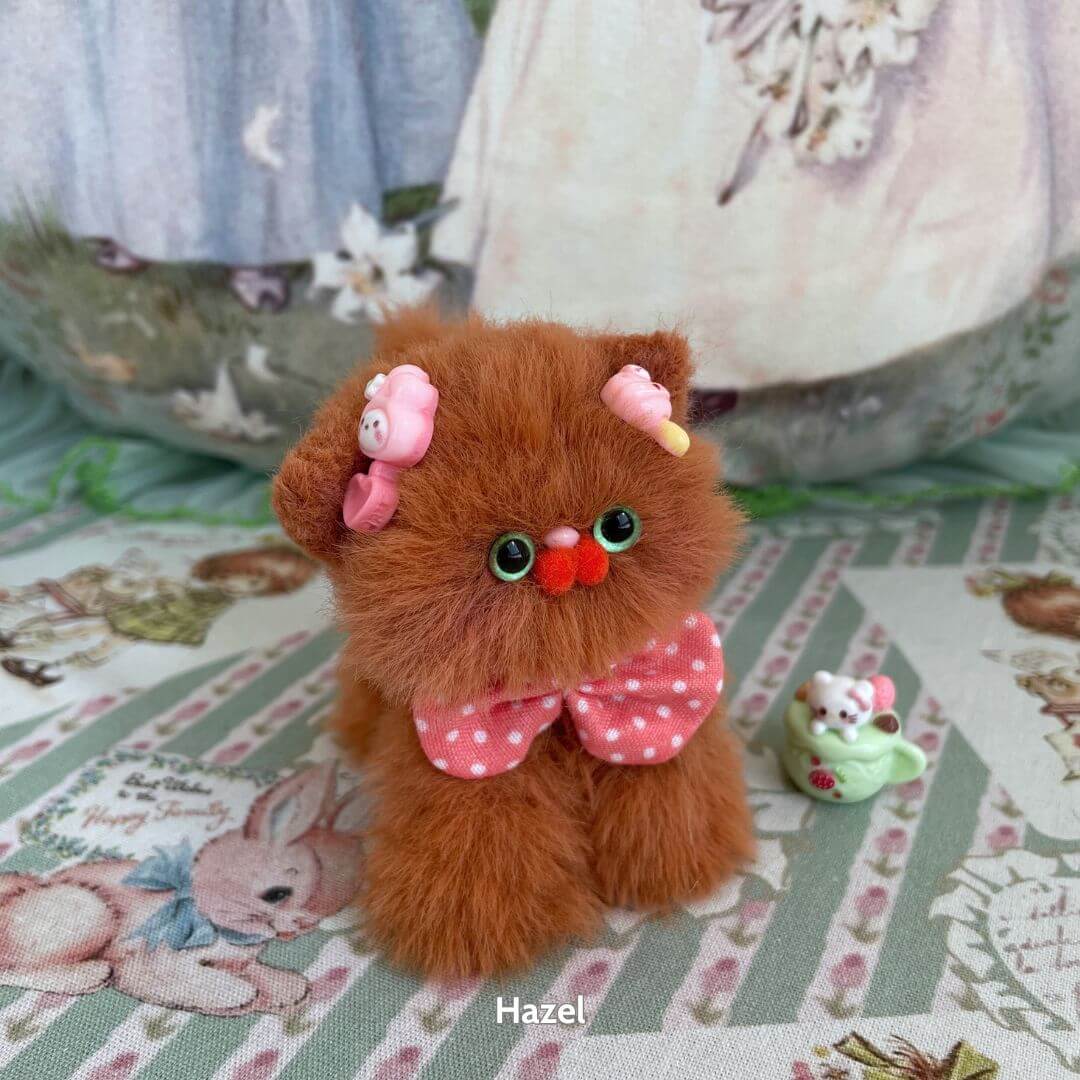 Brown Kitten Collection