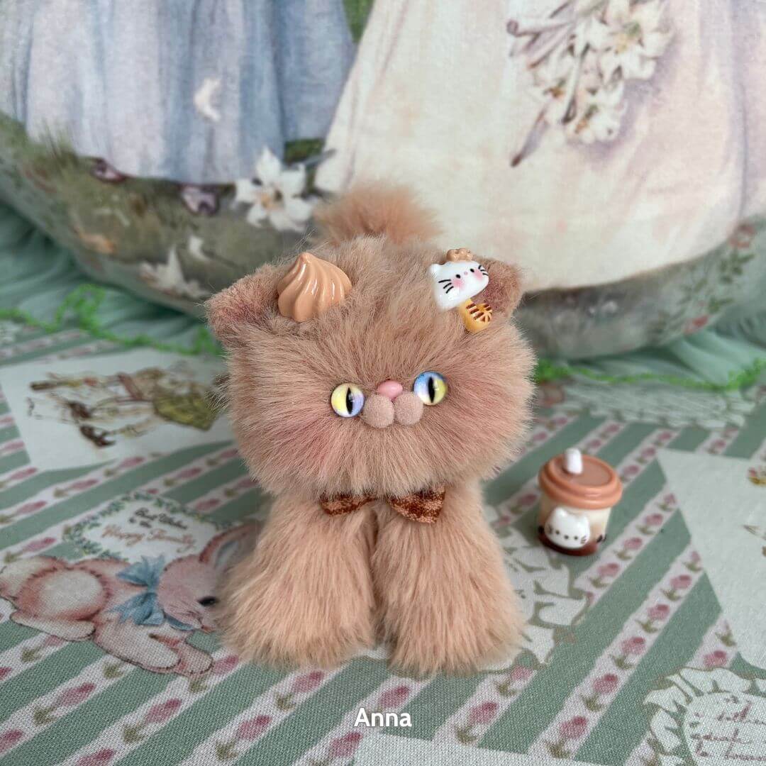 Brown Kitten Collection