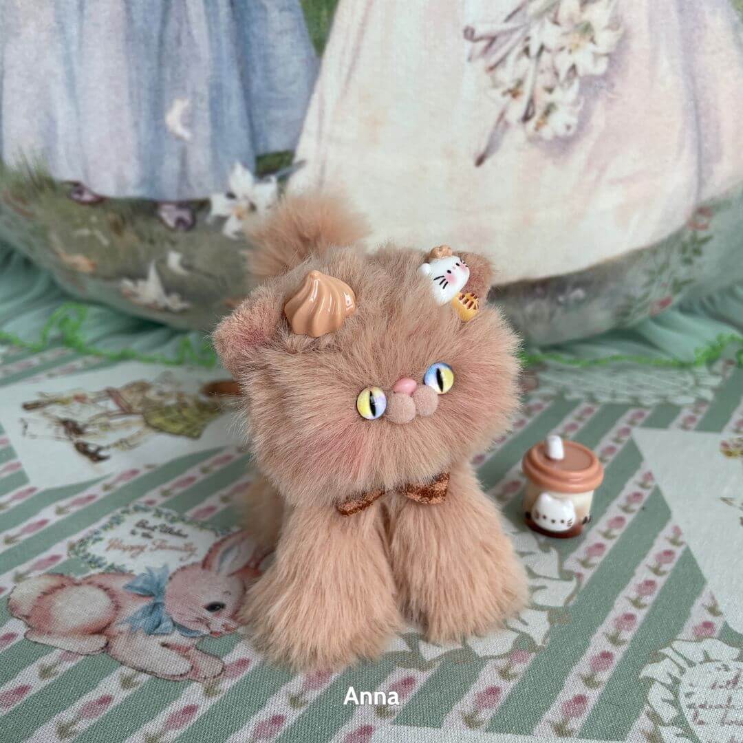 Brown Kitten Collection