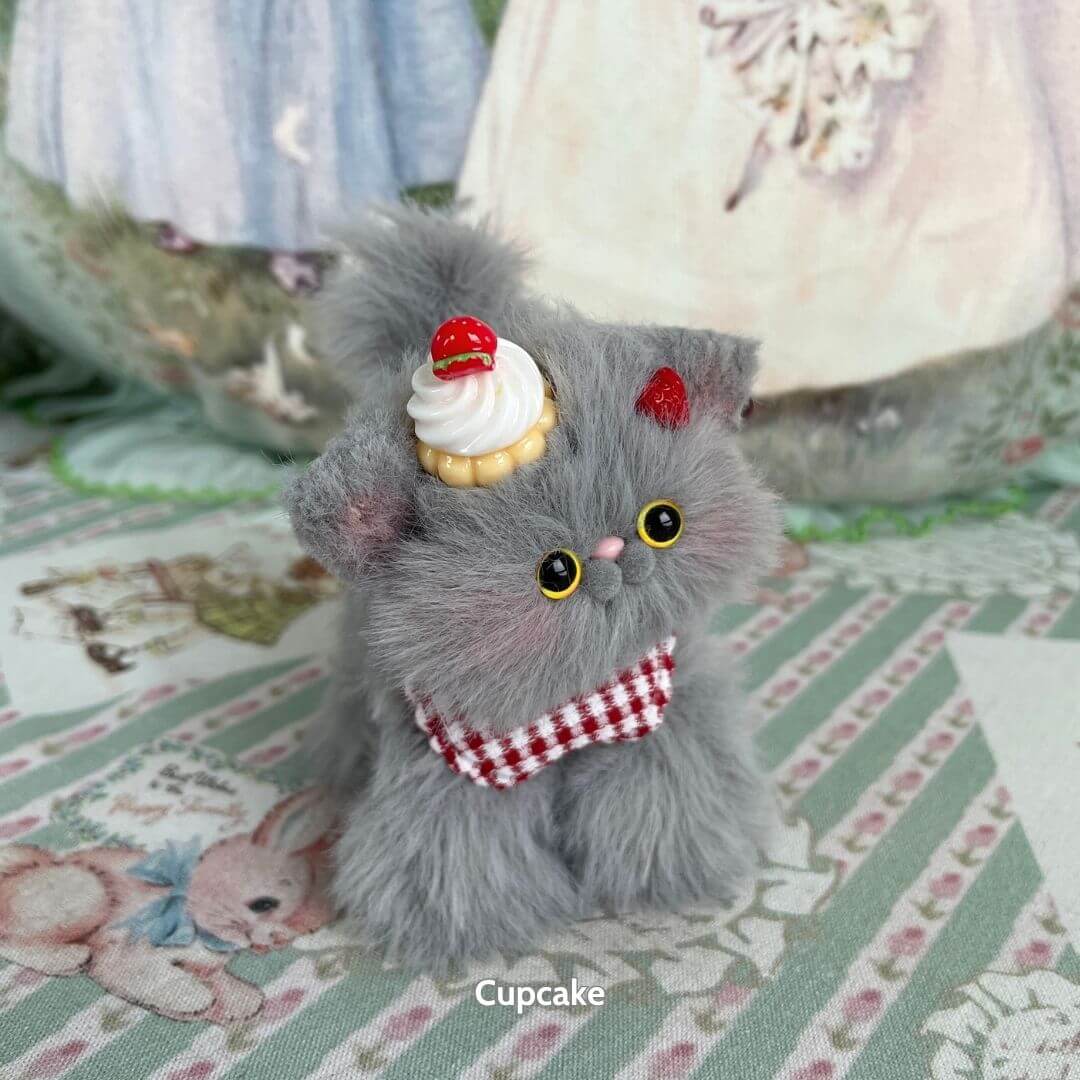 Grey Kitten Collection