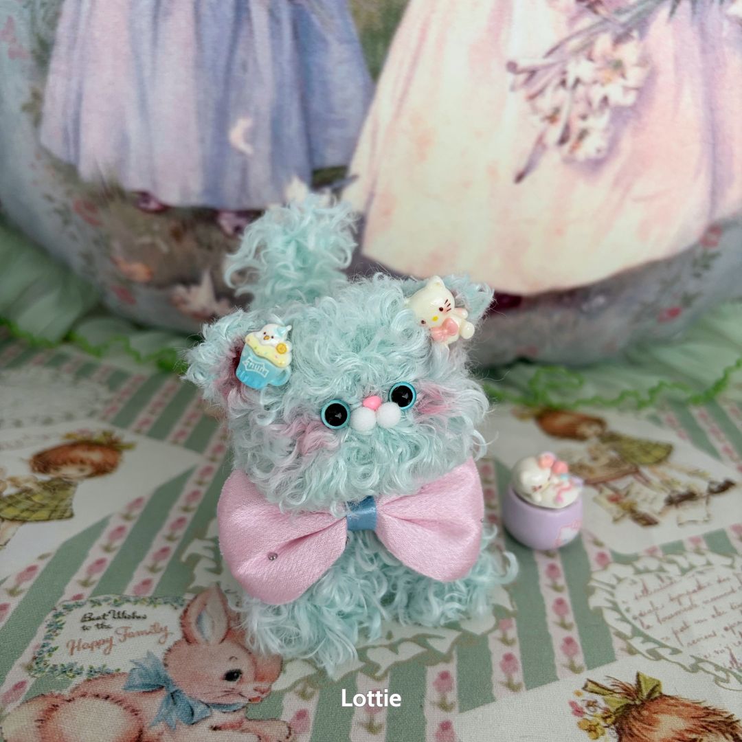 Dolly Kitten Collection