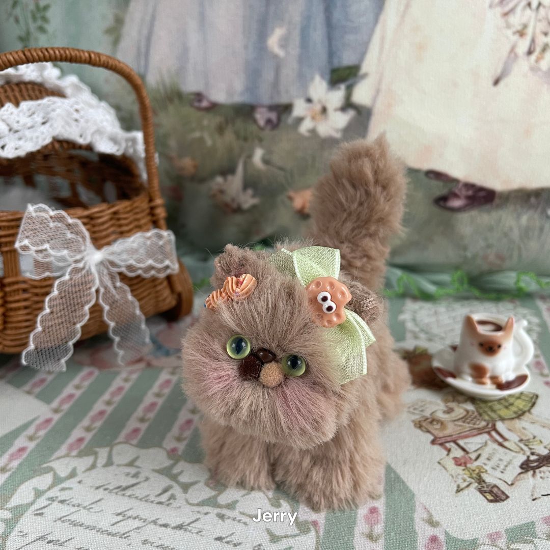 Handmade Fluffy Kitten - Brown Collection