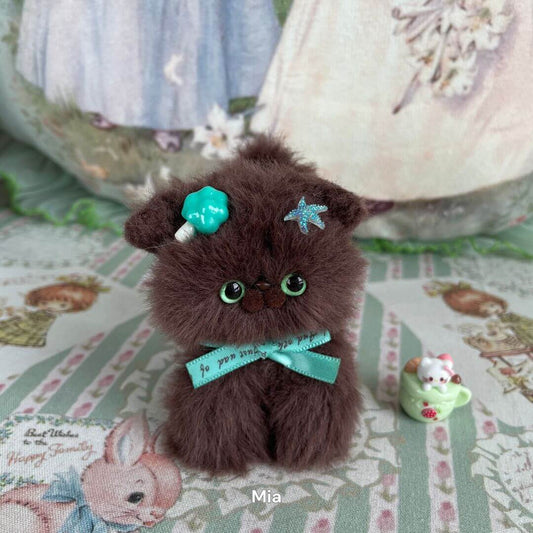 Brown Kitten Collection