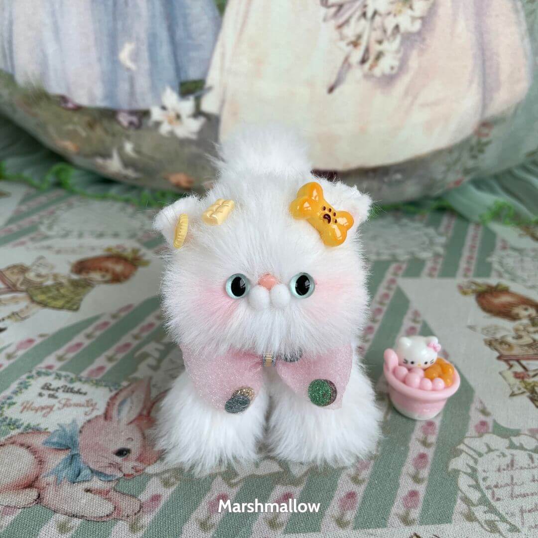 White Kitten Collection