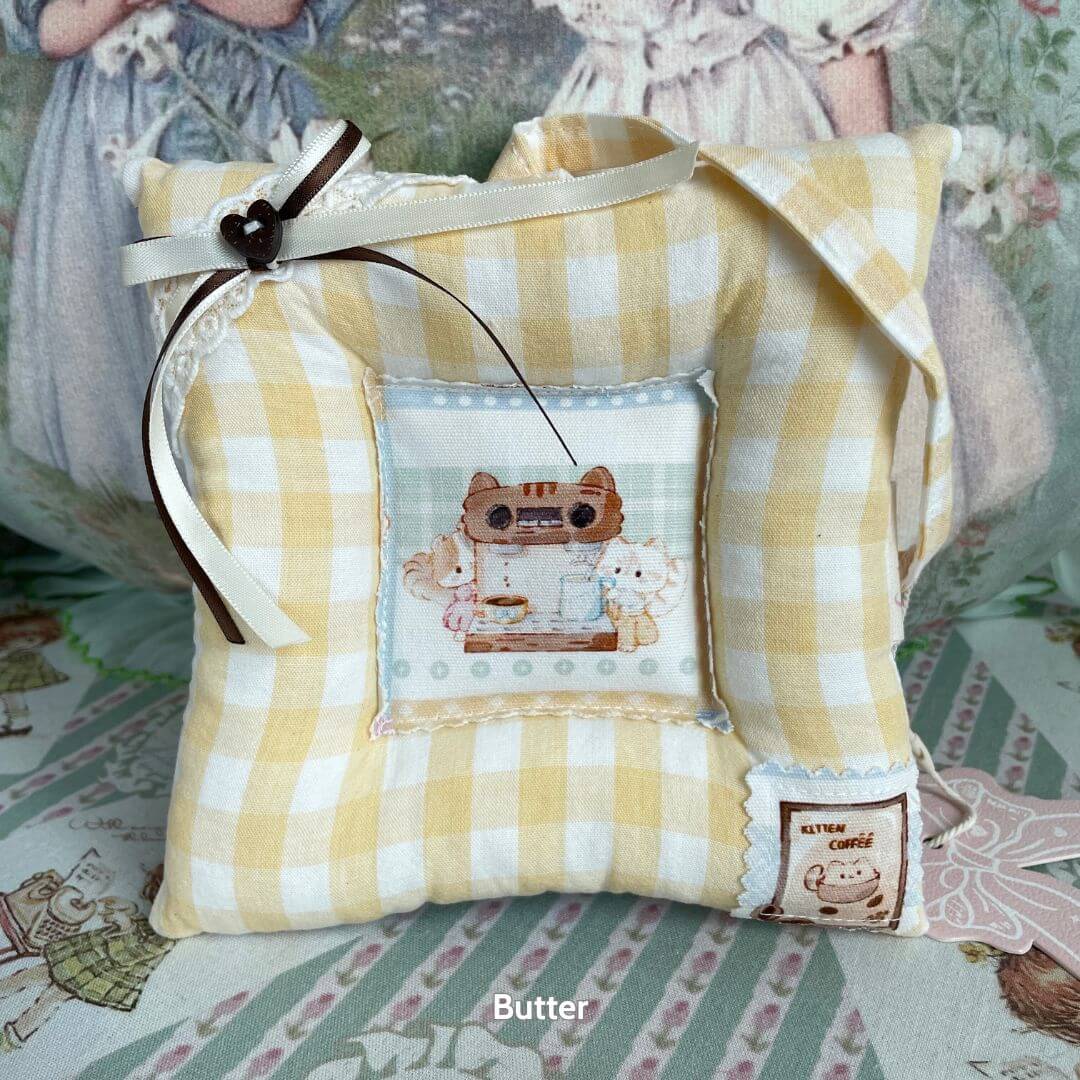 Kitten Coasters – For Cups and Kitten Display
