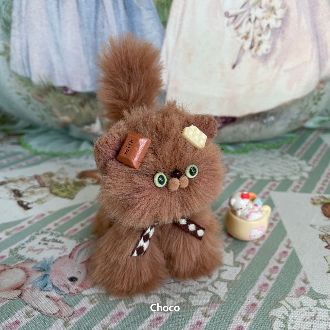 Brown Kitten Collection