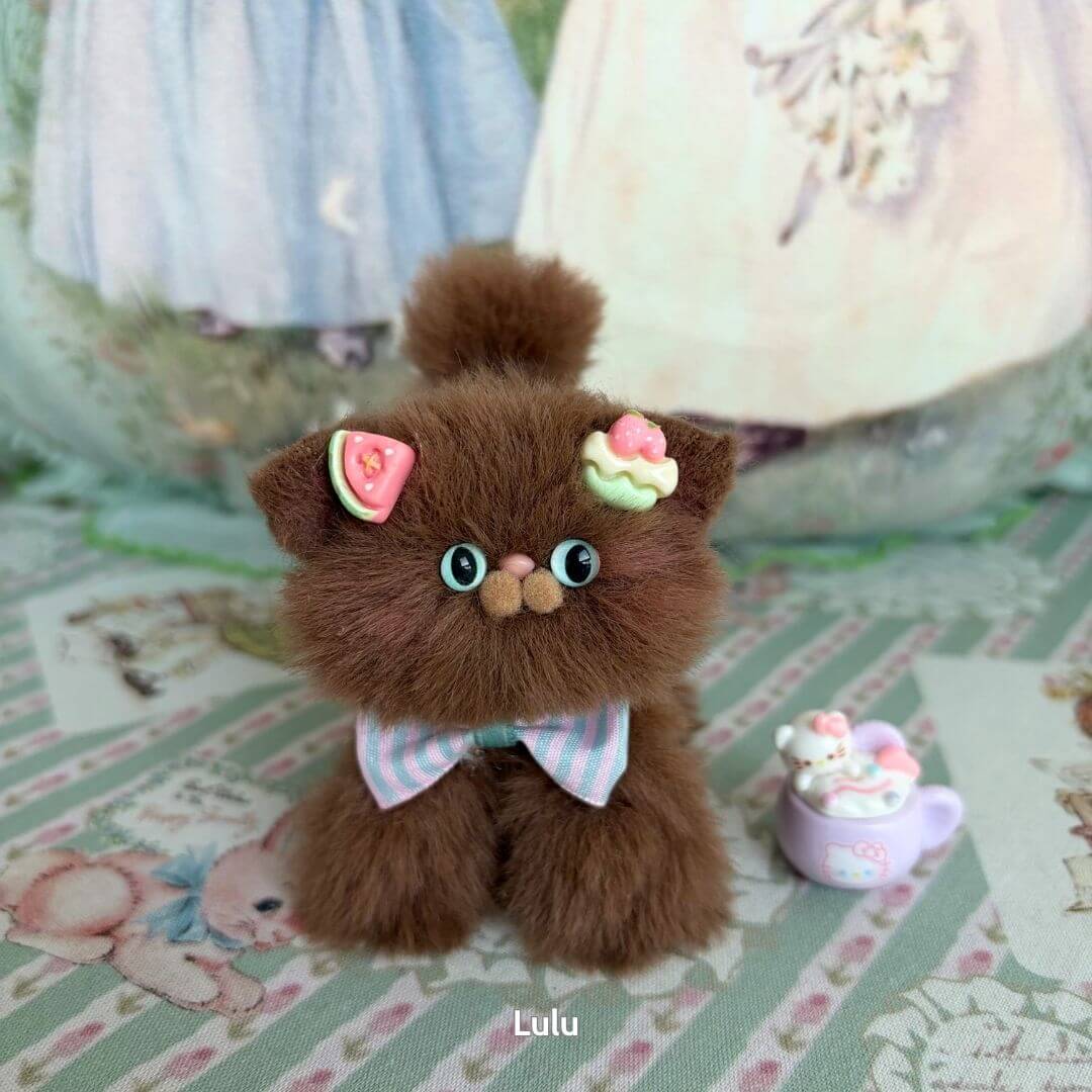 Brown Kitten Collection