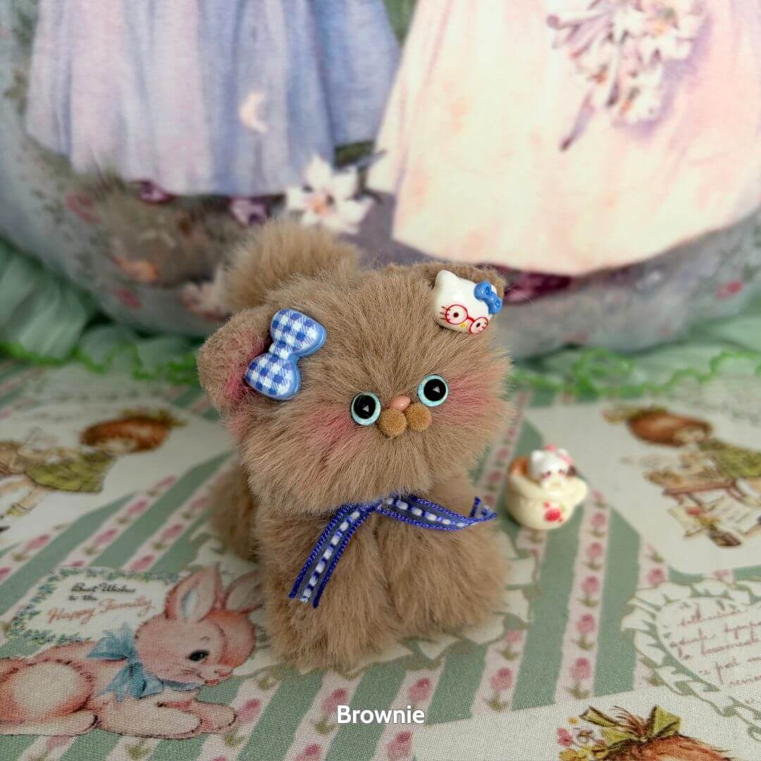 Brown Kitten Collection