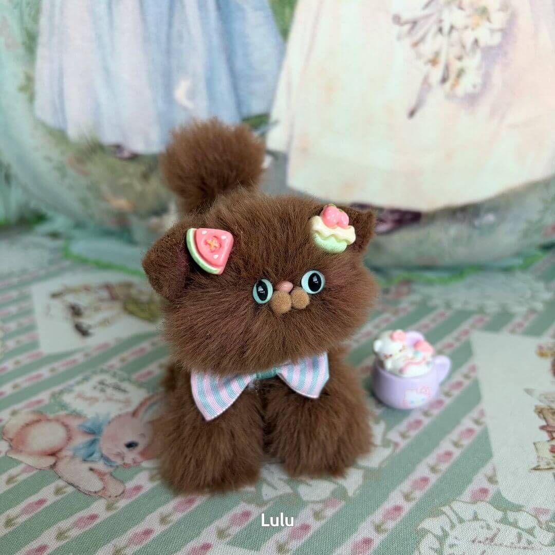 Brown Kitten Collection