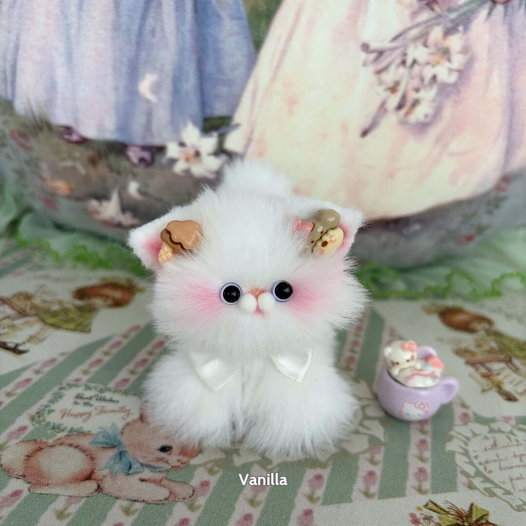 White Kitten Collection