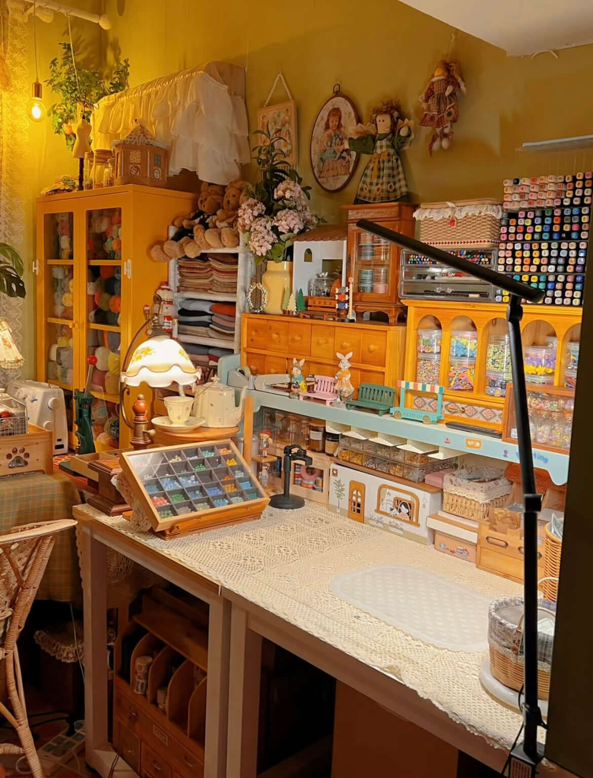 Kiki’s handmade studio with tools and companions
