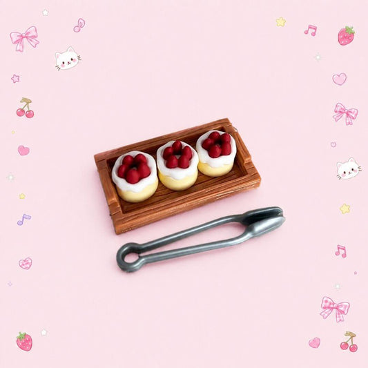 Mini Strawberry Cake Set
